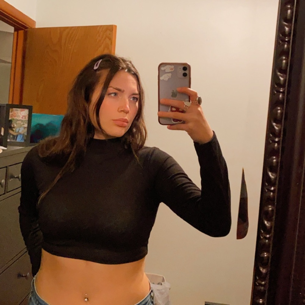 Black long sleeve ribbed high neck tee